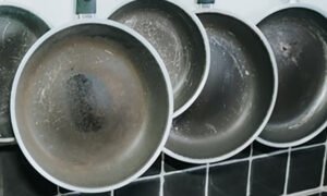 How To Clean Stainless Steel Pans To Keep Them Shiny